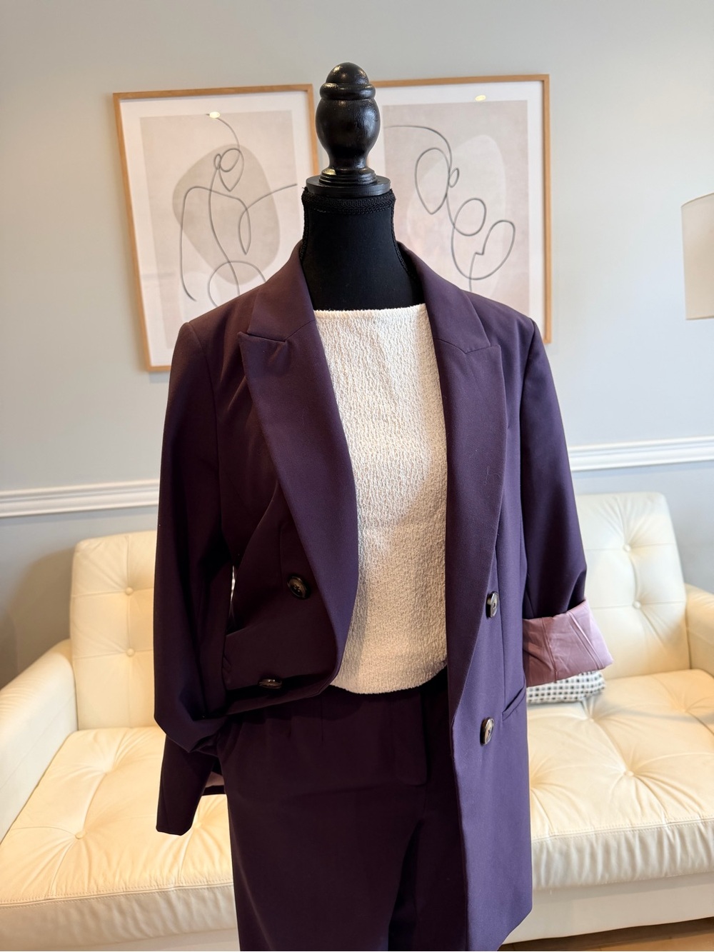 RW&CO. Double-Breasted “Oversized-look” Purple Women’s Suit - Picture 2 of 5